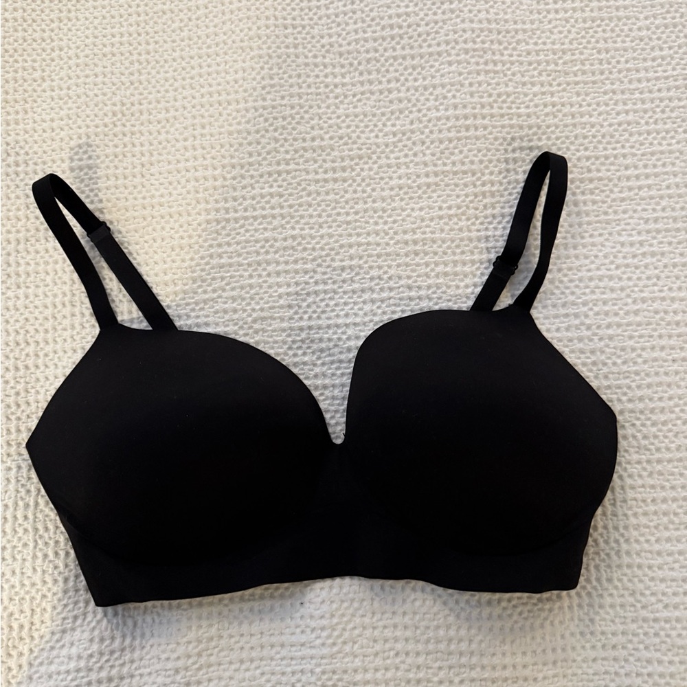 Victoria’s Secret Incredible Wireless Bra
